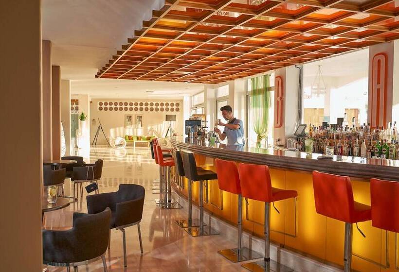 בית מלון כפרי Lindos Bay