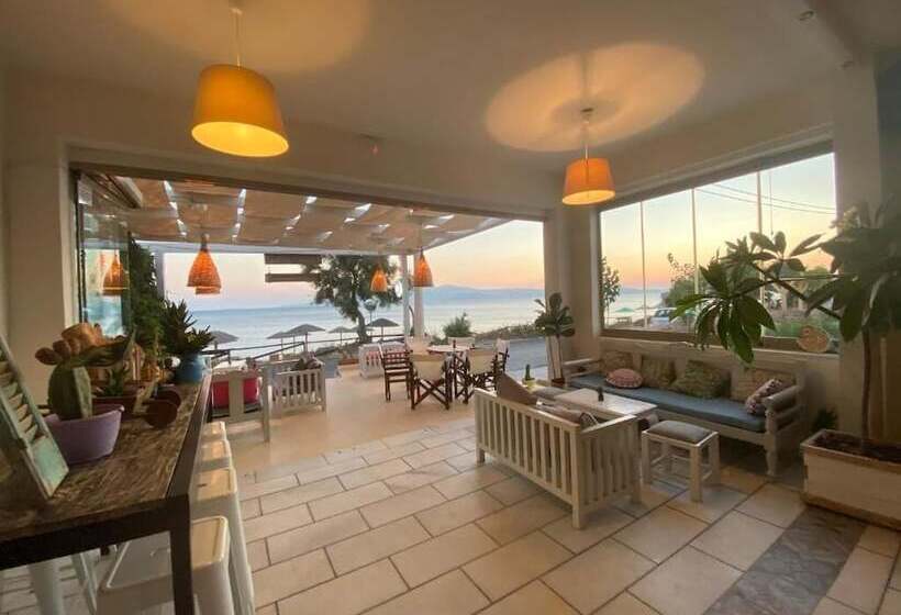 فندق Manios Suites