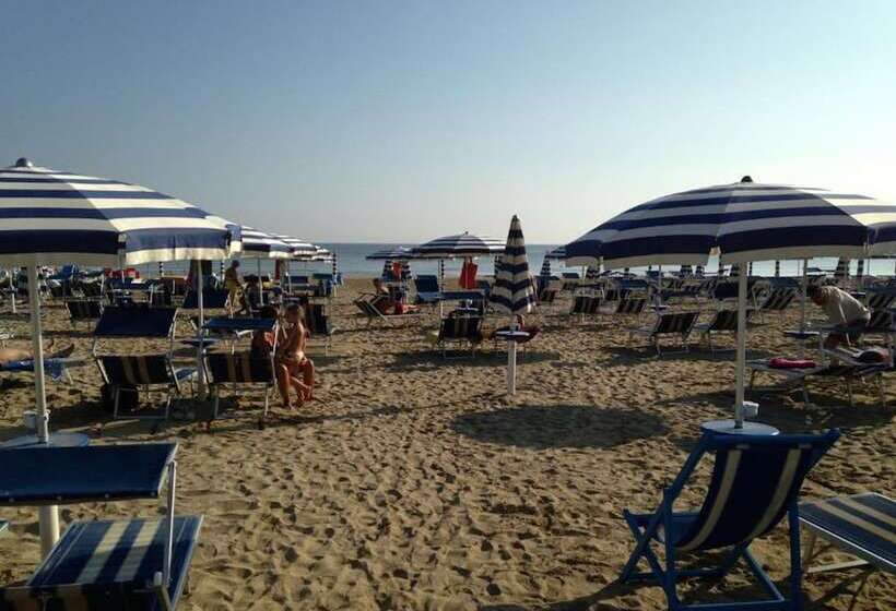هتل Miramare