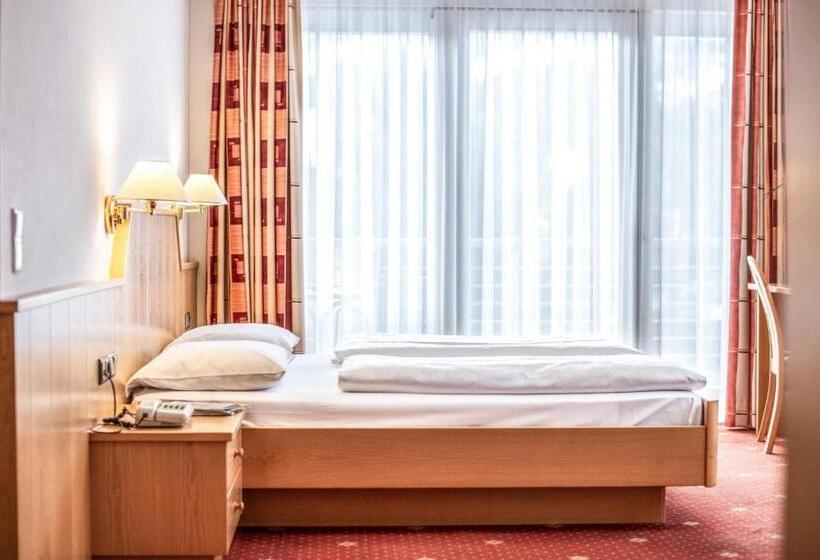 בית מלון כפרי Mondschein