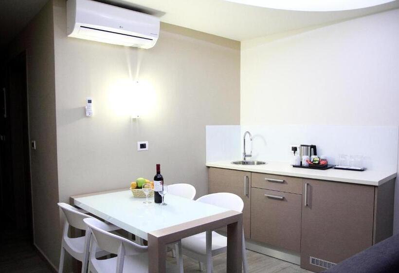 בית מלון כפרי Renieris