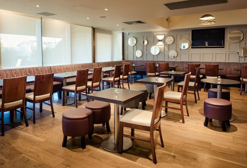 Отель Rochestown Lodge