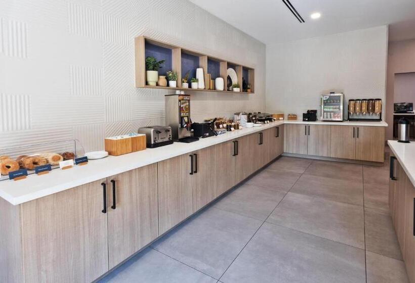 هتل Springhill Suites Birmingham Colonnade