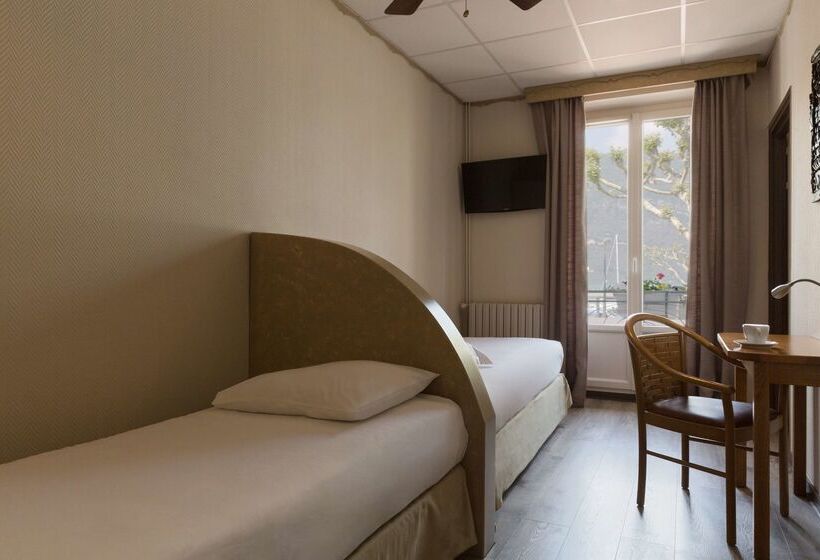 هتل Hôtel L Iroko The Originals City