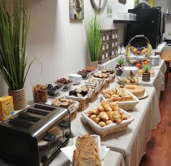 هتل Hôtel L Iroko The Originals City