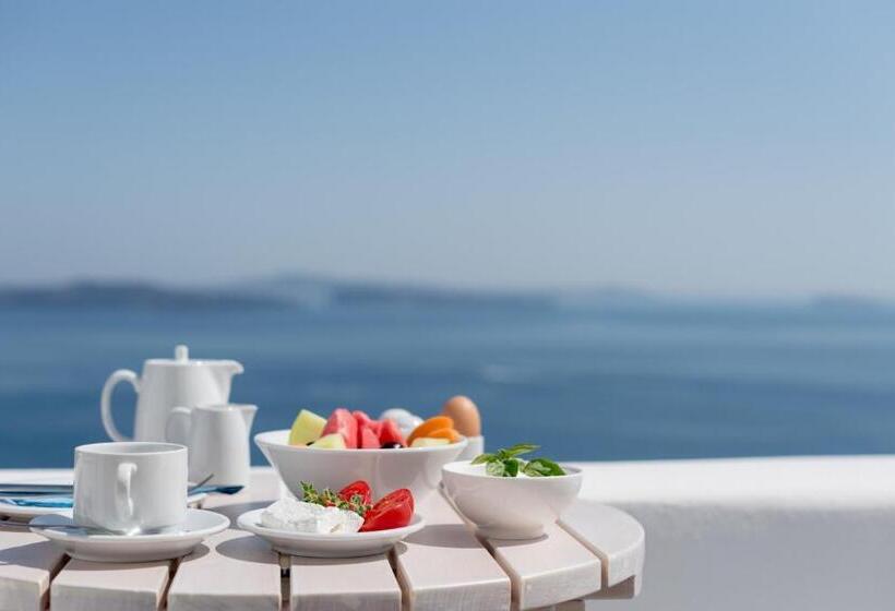 هتل Thirea Suites