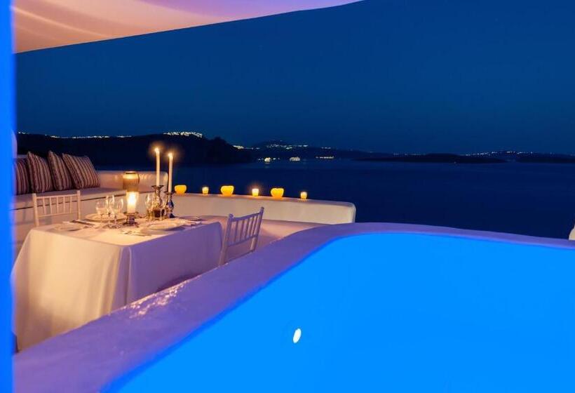 هتل Thirea Suites