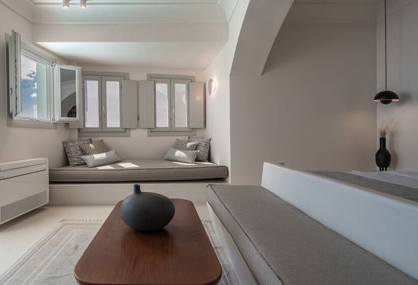 هتل Akra Suites & Spa