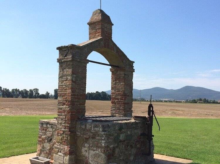 فندق Agriturismo Giuncola E Granaiolo