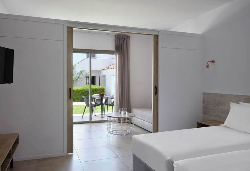 هتل Atlantica Panthea Resort