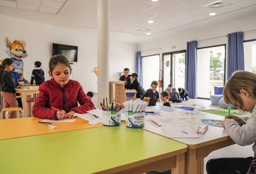 בית מלון כפרי Belambra Clubs Port Camargue   Les Salins