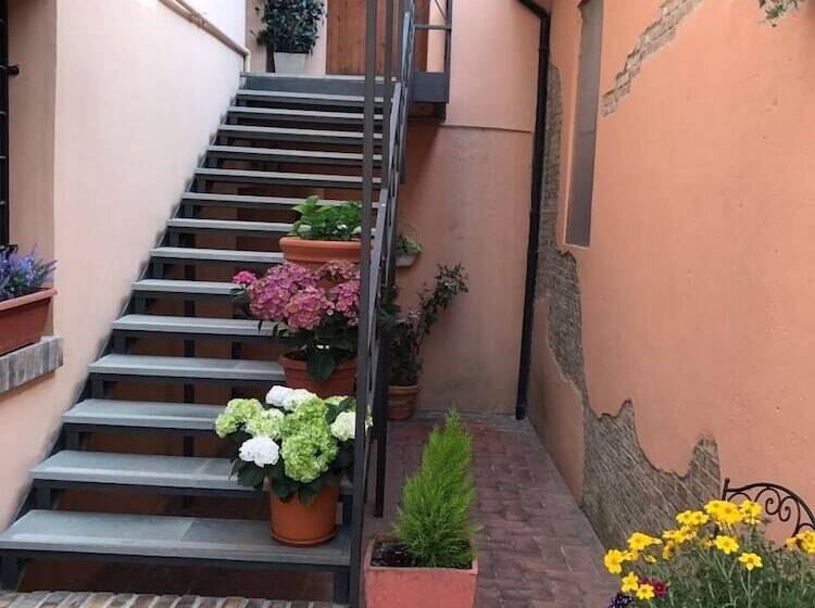 בית מלון כפרי Borgo Antico