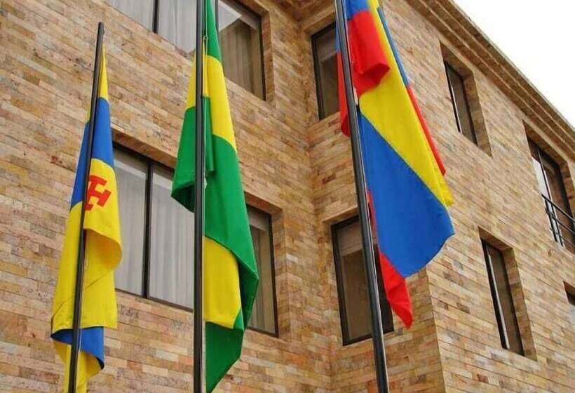 هتل Boutique Confort Suites