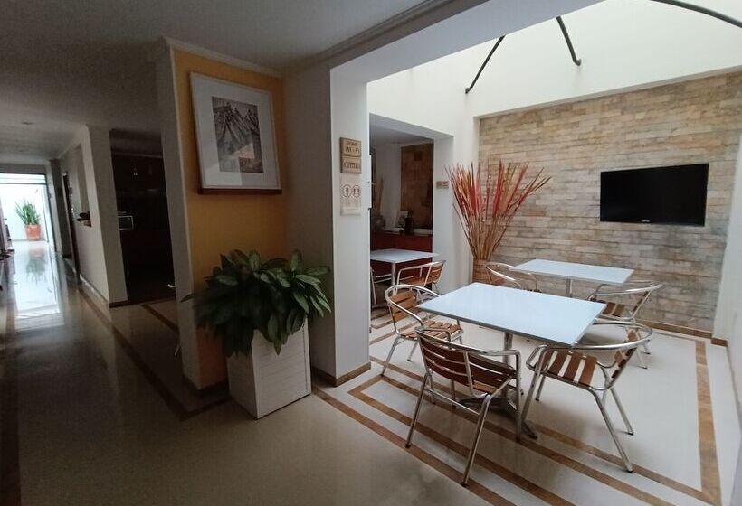 هتل Boutique Confort Suites