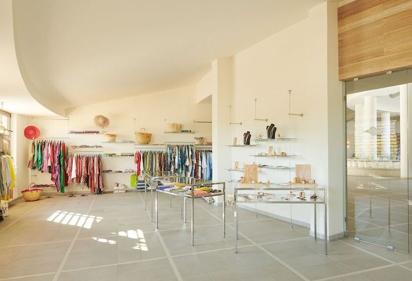 Отель Capovaticano Resort Thalasso Spa