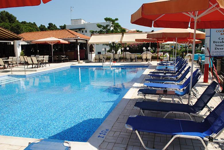 هتل Golden Beach
