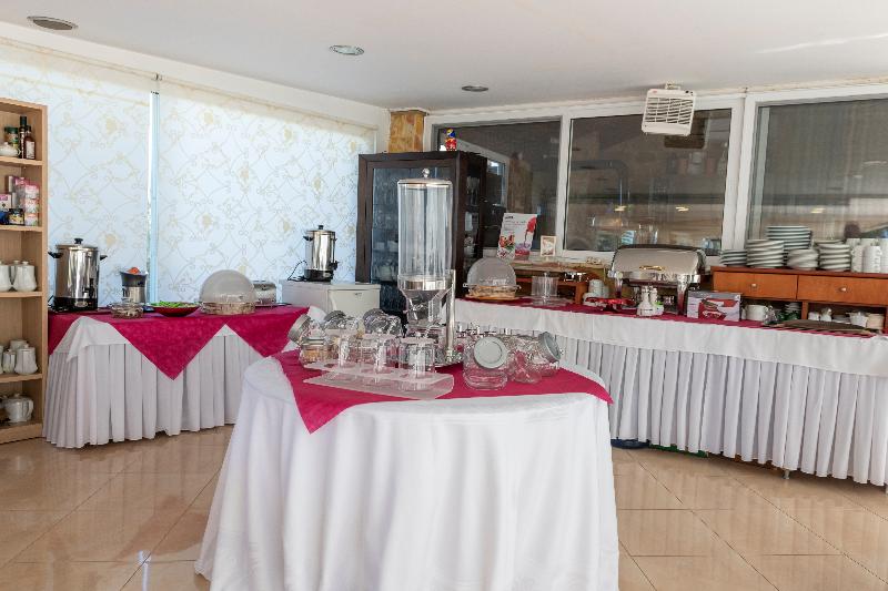 酒店 Irida Beach Resort Suites