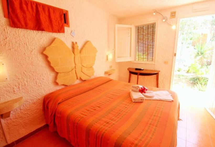 هتل L'oasi Villaggio Albergo