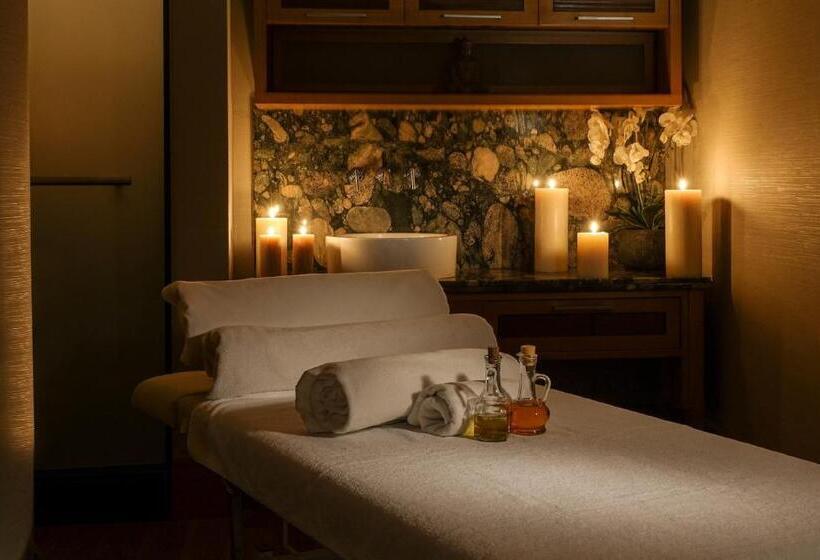 Отель Occidental Ankara