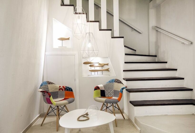 هتل Privee Santorini