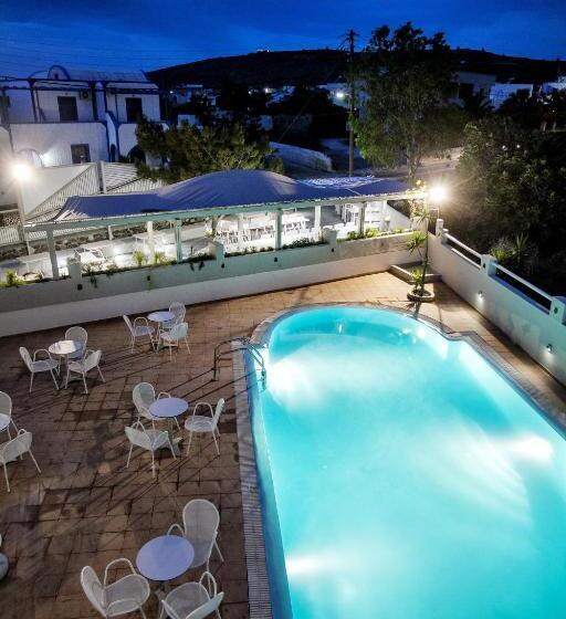 هتل Privee Santorini
