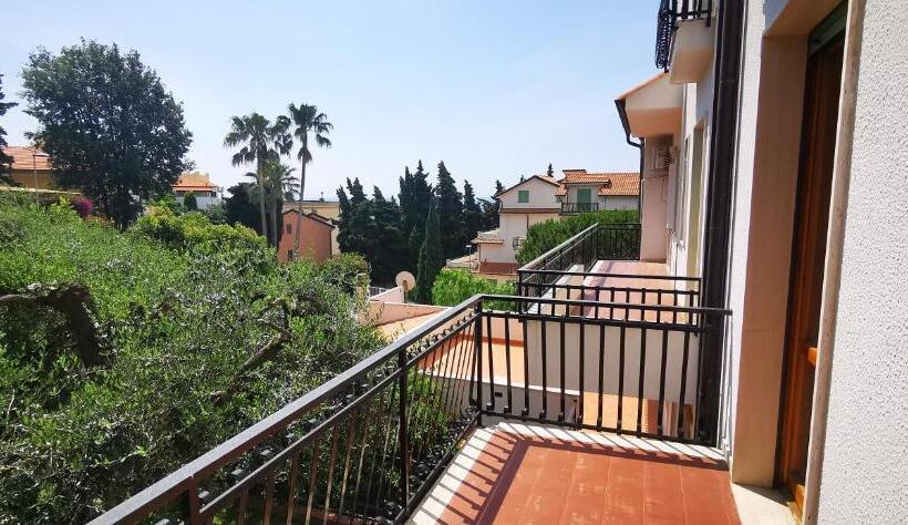 هتل Residence Dei Fiori