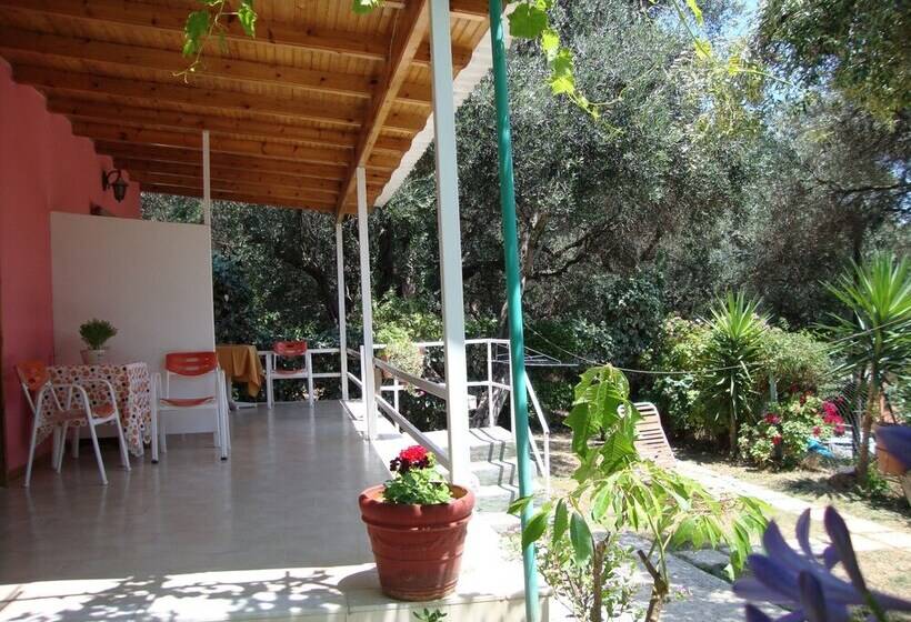 Ipsia Apartments