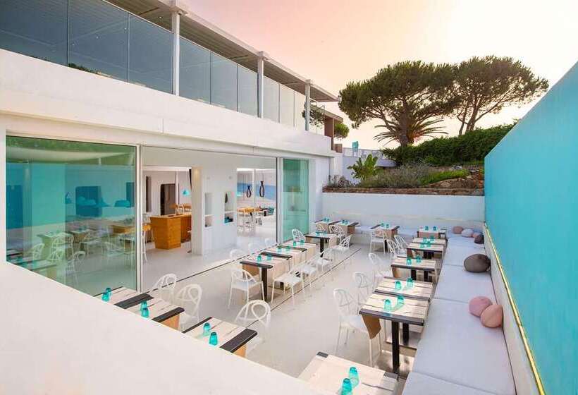 אתר נופש Conrad Chia Laguna Sardinia