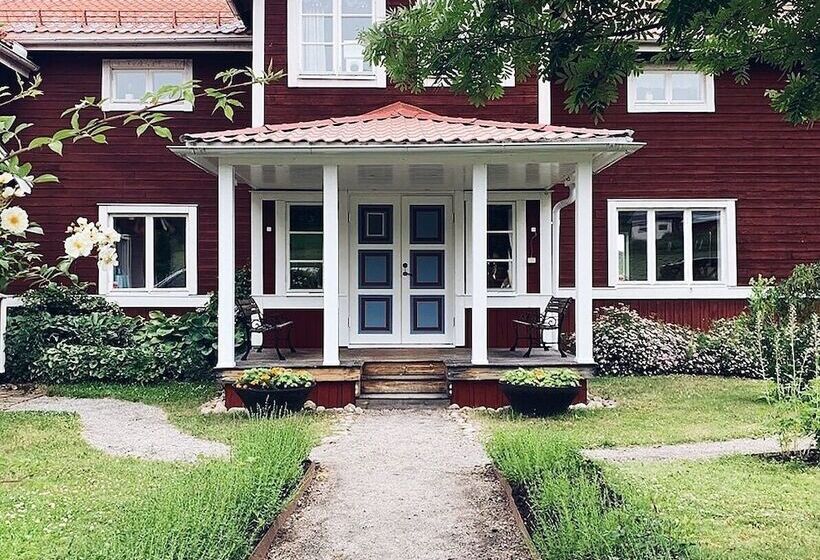 تختخواب و صبحانه Chinova Mötesgård