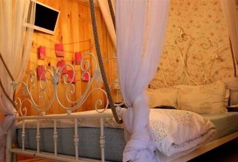 هتل Akide Butik