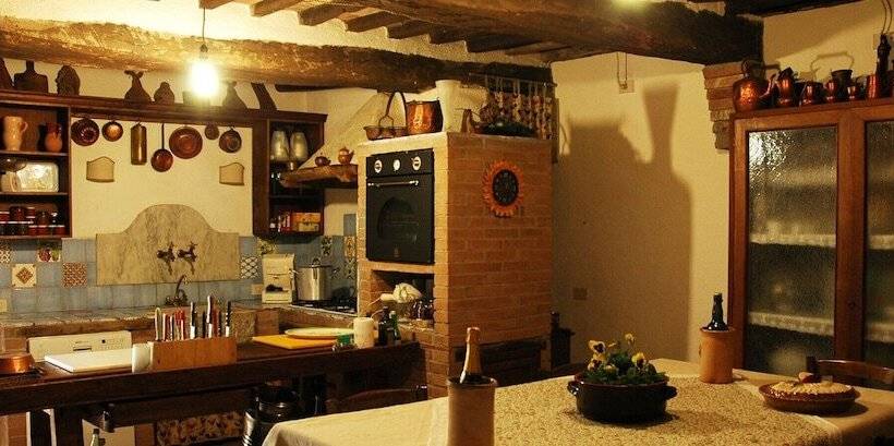 فندق ريفى Agriturismo Podere Casetta