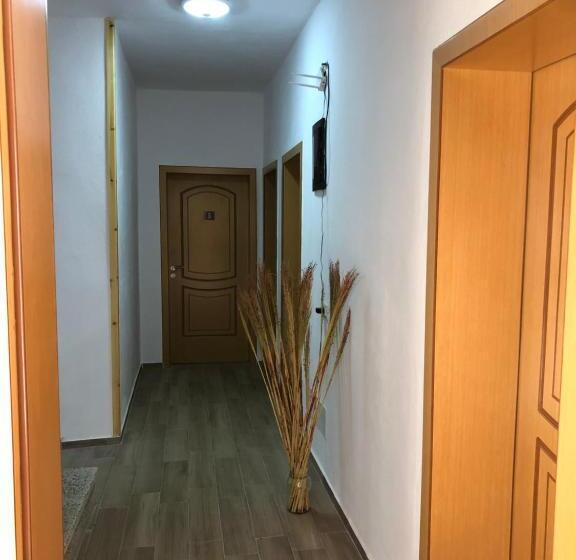 تختخواب و صبحانه Bella Vista