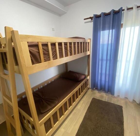 تختخواب و صبحانه Bella Vista