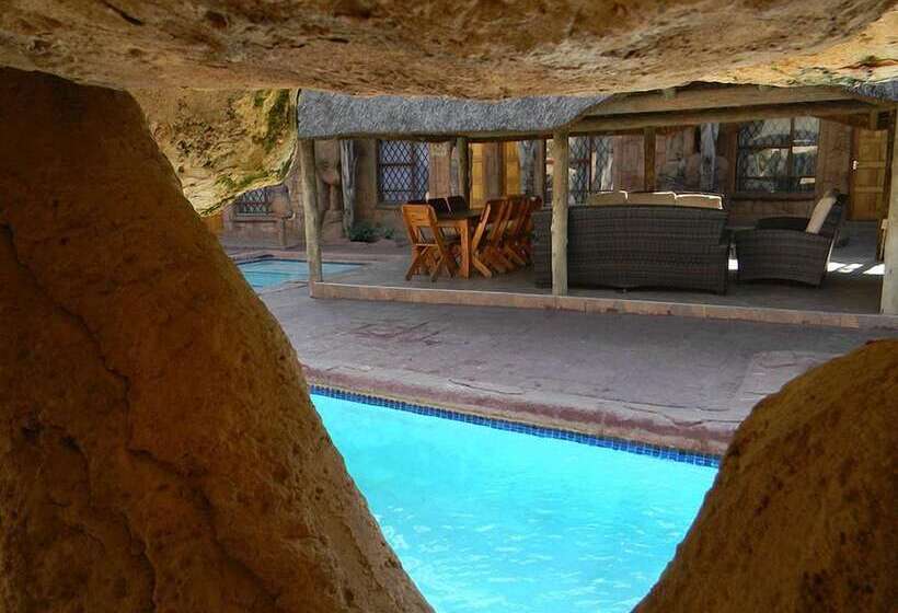 فندق African Cave Lodge