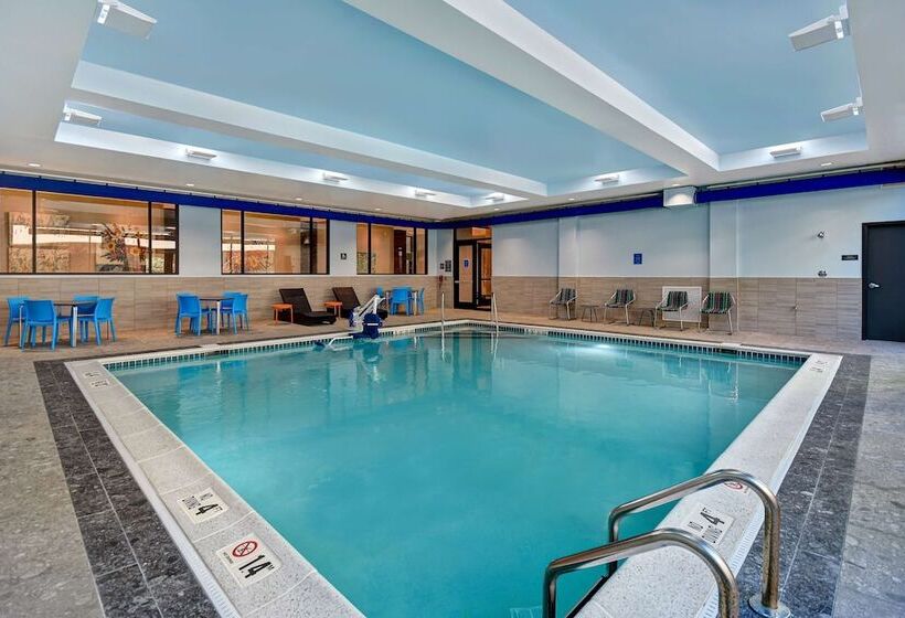 هتل Home2 Suites By Hilton Kalamazoo Downtown