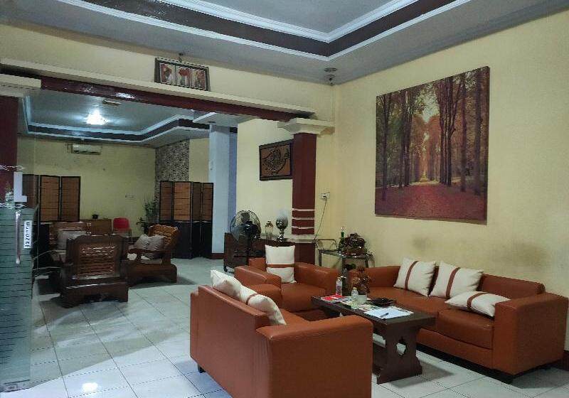 هتل Oyo 90529  Baruga Makassar