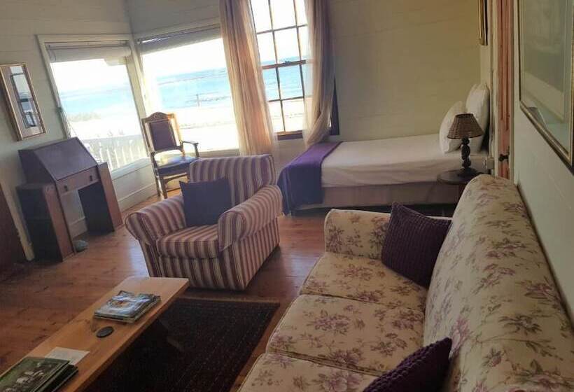 膳宿费 Bedrock Lodge