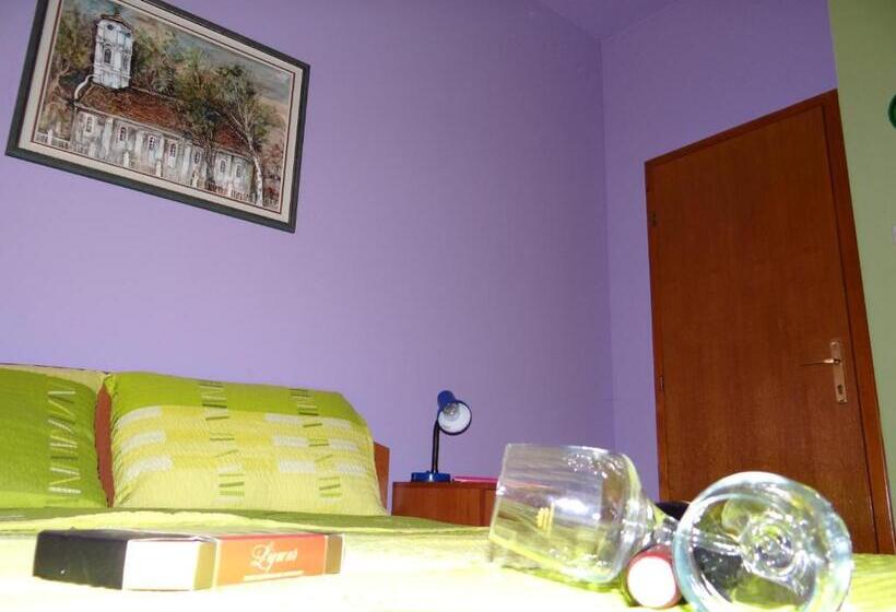 پانسیون Naša Tvrđava Guest Accommodation