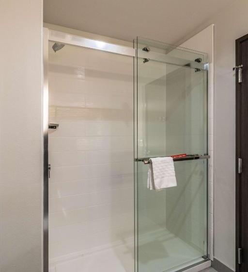 هتل Best Western Plus Tacoma