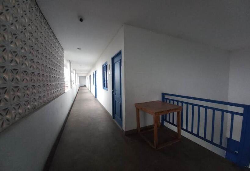 هتل Oyo 90510 Sand S Residence