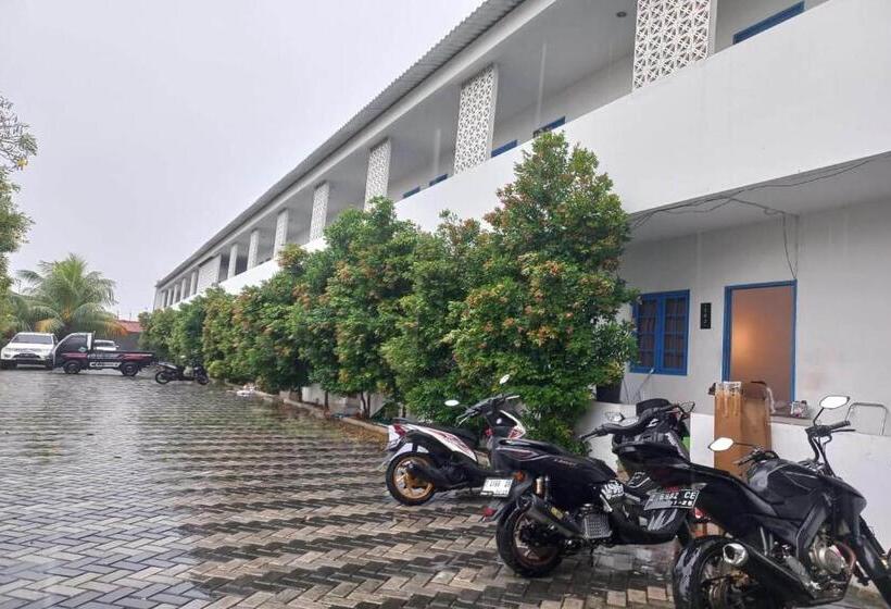 هتل Oyo 90510 Sand S Residence