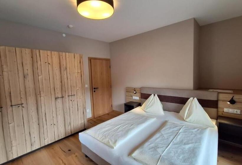 فندق Alpenspitz Appartements   Garni   B&b