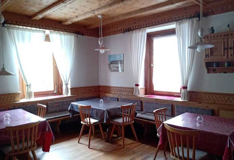 Отель Gasthof Weisskugel