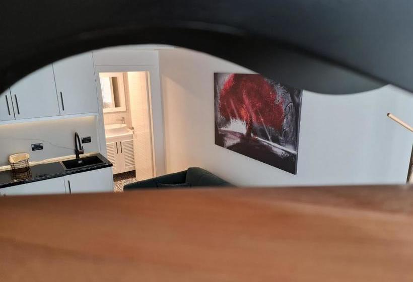 פנסיון Bujtina Gjyshi Ilo