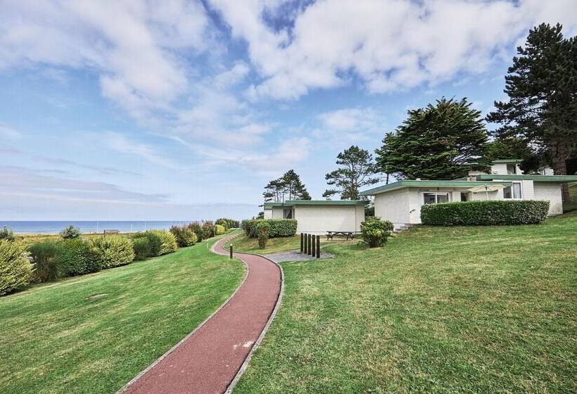 Отель Belambra Clubs Colleville Sur Mer   Omaha Beach