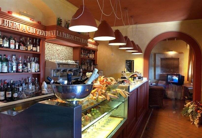 호텔 Borgo Il Poeta