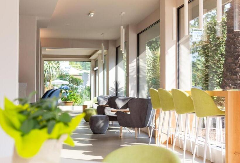 هتل Brione Green Resort