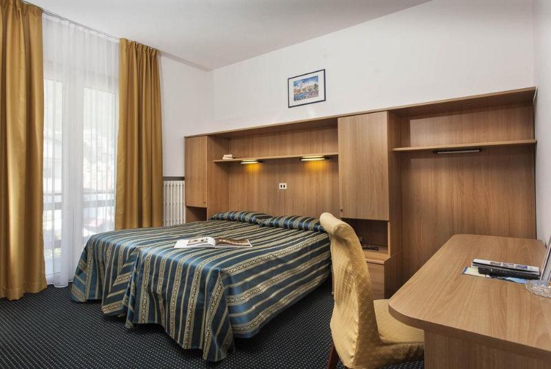 هتل Brione Green Resort