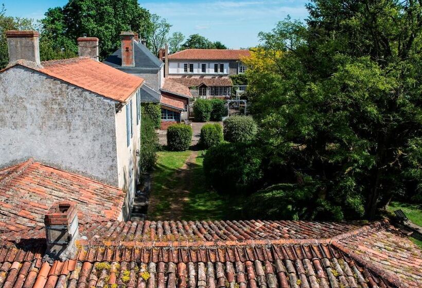 ホテル Château De L Abbaye   Teritoria
