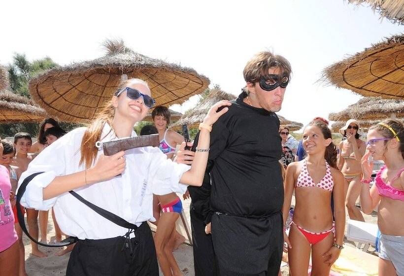 هتل Delfino Beach